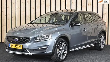 Occasion Volvo V60 CC 245 PK (180 kW) 2018 Stationwagen