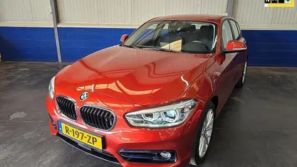 Occasion BMW 120 Executive 184 PK (135 kW) 2019 Oranje Hatchback