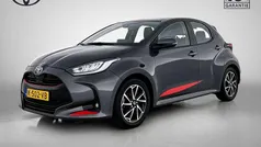 Grijs Gebruikt 2021 Toyota Yaris Hatchback | € 19.950 (Eerlijke prijs)