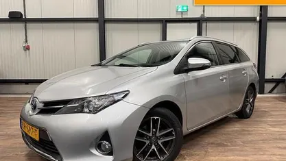 Gebruikt 2014 Toyota Auris Touring Sports Stationwagen | € 12.890 (Eerlijke prijs)