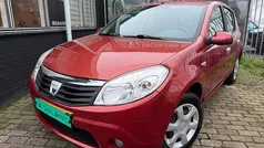 Gebruikt 2009 Dacia Sandero Lauréate Hatchback | € 2.395 (Eerlijke prijs)