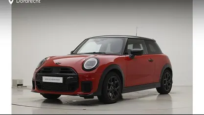 Rood Gebruikt 2024 Mini John Cooper Works Comfort Hatchback | € 34.895 (Goede deal)