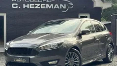 Grijs Gebruikt 2018 Ford Focus Business Edition Hatchback | € 10.945 (Eerlijke prijs)