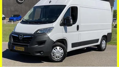 Occasion Opel Movano Edition 140 PK (102 kW) 2022 Wit Van