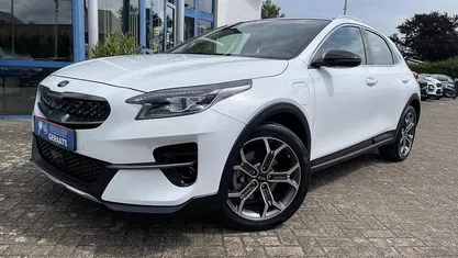Wit Occasion 2025 Kia XCeed SUV | € 21.950 (Super prijs)