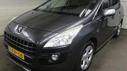 Grijs Occasion 2013 Peugeot 3008 Style Stationwagen | € 4.945 (Eerlijke prijs)