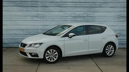 Gebruikt 2020 Seat Leon Style Hatchback | € 12.950 (Super prijs)