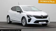 Blanc glacier 369 Gebruikt 2024 Renault Clio V Evolution Hatchback | € 19.400 (Eerlijke prijs)