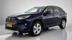 Blauw Gebruikt 2020 Toyota RAV4 Executive SUV | € 36.950 (Eerlijke prijs)
