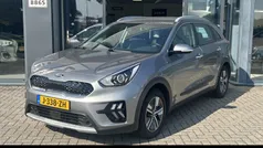 Grijs Gebruikt 2020 Kia Niro SUV | € 21.345 (Eerlijke prijs)
