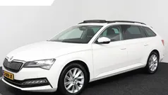 Wit Gebruikt 2020 Skoda Superb Business Line Stationwagen | € 24.345 (Super prijs)