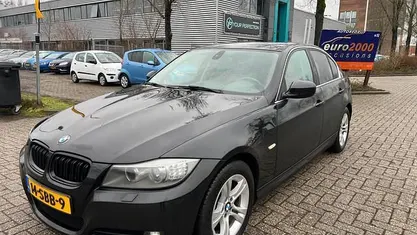 Occasion 2011 BMW 318 Luxury Line Sedan | € 5.450 (Eerlijke prijs)
