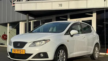 Wit Occasion 2012 Seat Ibiza Copa Hatchback | € 2.950 (Goede deal)