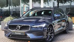 Gebruikt 2020 Volvo V60 Momentum Stationwagen | € 24.750 (Super prijs)