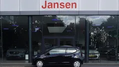 Zwart Gebruikt 2013 VW up! Hatchback | € 6.750 (Eerlijke prijs)