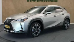 Grijs Gebruikt 2021 Lexus UX 250h SUV | € 33.645 (Eerlijke prijs)