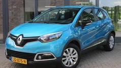 Blauw Gebruikt 2016 Renault Captur Expression SUV | € 10.950 (Eerlijke prijs)