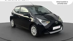Gebruikt 2020 Toyota Aygo X-play Hatchback | € 9.390 (Eerlijke prijs)