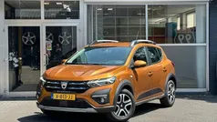 Gebruikt 2022 Dacia Sandero Comfort Hatchback | € 15.995 (Eerlijke prijs)