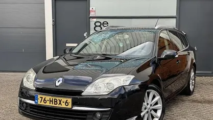 Zwart Gebruikt 2008 Renault Laguna III Stationwagen | € 2.950 (Eerlijke prijs)