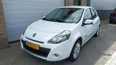 Wit Gebruikt 2010 Renault Clio R.S. Dynamique Hatchback | € 3.995 (Eerlijke prijs)