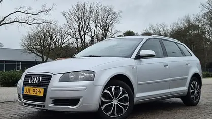 Occasion 2005 Audi A3 Sportback Ambiente Hatchback | € 2.699 (Eerlijke prijs)