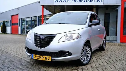 Occasion 2014 Lancia Ypsilon Hatchback | € 6.450 (Eerlijke prijs)