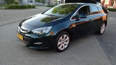 Groen Gebruikt 2014 Opel Astra Hatchback | € 6.950 (Eerlijke prijs)