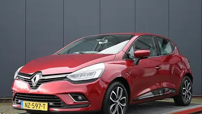Occasion Renault Clio IV Intens 90 PK (66 kW) 2017 Rood Hatchback