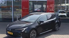 Zwart Gebruikt 2023 Toyota Corolla Edition Stationwagen | € 28.900 (Eerlijke prijs)