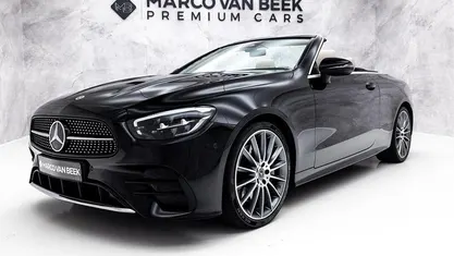 Zwart Gebruikt 2023 Mercedes E300 AMG line Cabriolet | € 59.850 (Eerlijke prijs)