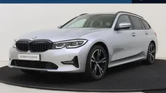 Gebruikt 2021 BMW 320 Executive Stationwagen | € 29.950 (Eerlijke prijs)