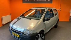 Gebruikt 2002 Renault Twingo Hatchback | € 775 (Eerlijke prijs)