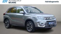 Gebruikt 2025 Suzuki Vitara Style SUV | € 28.450 (Eerlijke prijs)