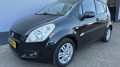 Zwart, metallic lak Gebruikt 2011 Suzuki Splash Exclusive Hatchback | € 5.250 (Eerlijke prijs)