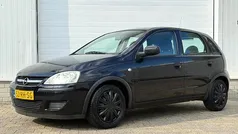 Zwart Gebruikt 2005 Opel Corsa Hatchback | € 1.799 (Eerlijke prijs)