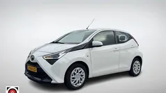 Gebruikt 2021 Toyota Aygo X-play Hatchback | € 7.950 (Eerlijke prijs)