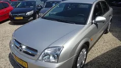 Grijs Gebruikt 2005 Opel Vectra Essentia Sedan | € 1.695 (Eerlijke prijs)