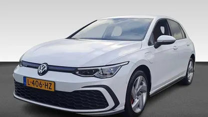 Wit Gebruikt 2021 VW Golf VIII GTE Hatchback | € 21.940 (Eerlijke prijs)