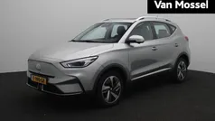 Grijs Gebruikt 2023 MG ZS Luxury Sedan | € 27.995 (Eerlijke prijs)