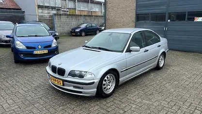 Occasion 2000 BMW 318 Executive Sedan | € 1.890 (Super prijs)