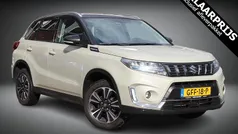 Gebruikt 2023 Suzuki Vitara Style SUV | € 25.950 (Eerlijke prijs)