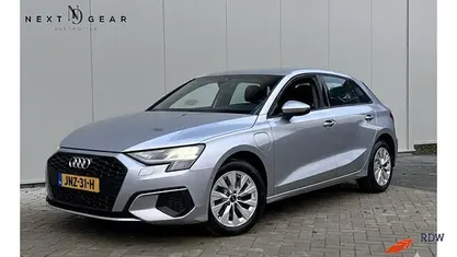 Occasion Audi A3 Sportback Business 204 PK (150 kW) 2021 Zilver Hatchback