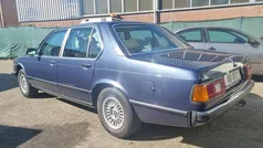BMW 733