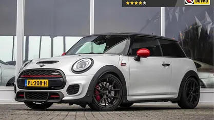Wit Occasion 2017 Mini John Cooper Works Chili Hatchback | € 24.795 (Eerlijke prijs)