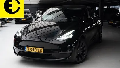 Gebruikt 2023 Tesla Model Y Performance SUV | € 39.950 (Eerlijke prijs)