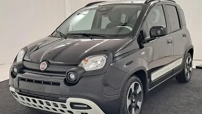 Zwart Occasion 2025 Fiat Panda Hatchback | € 20.940 (Eerlijke prijs)