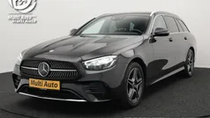 Zwart, metallic lak Gebruikt 2022 Mercedes E300 AMG Stationwagen | € 39.430 (Super prijs)