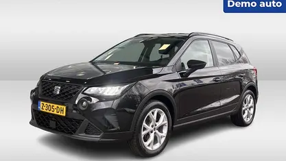 Zwart Gebruikt 2024 Seat Arona Business SUV | € 19.950 (Eerlijke prijs)
