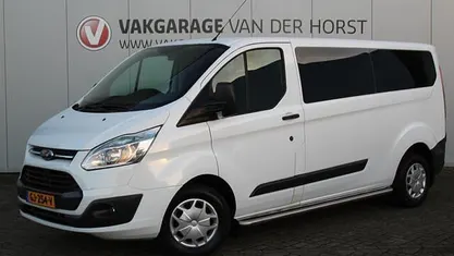 Wit Gebruikt 2015 Ford Transit Custom Trend MPV | € 12.950 (Eerlijke prijs)